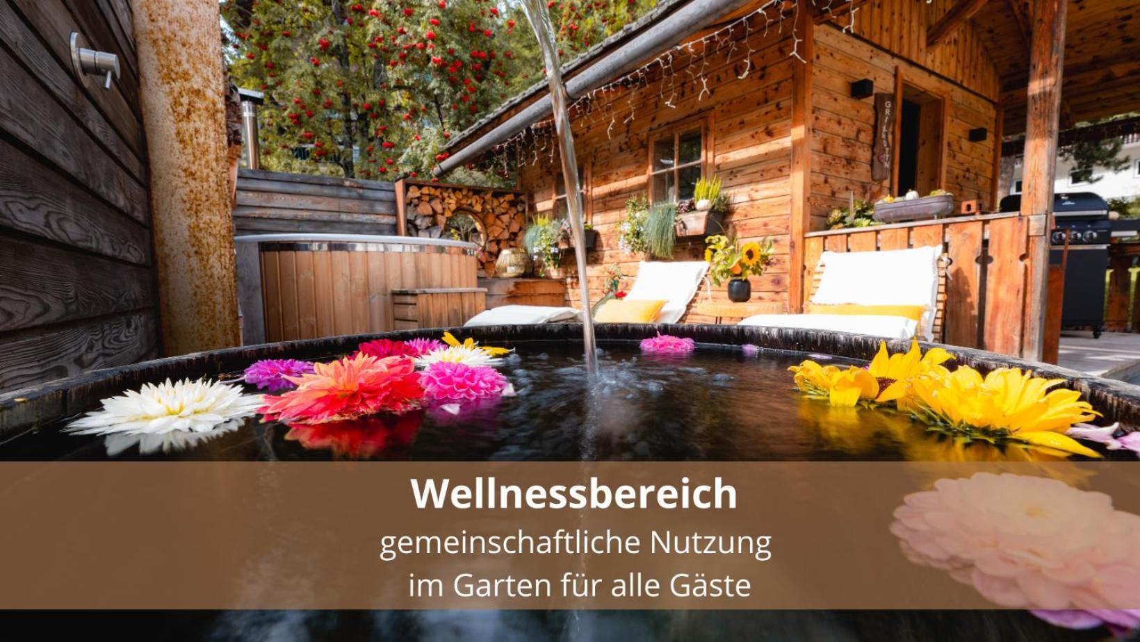 Chalet Waldhaeusl Luxurioese Ferienwohnungen Mit Sauna & Whirlpool, Kamin, Balkon Oder Terrasse Mit Bergblick Хайлигенблут Экстерьер фото